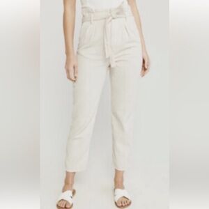 Abercrombie & Fitch White High Rise Jeans mom paper bag jeans